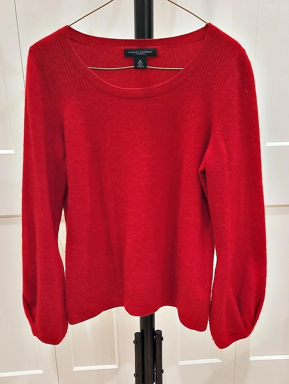 Banana Republic 100% Cashmere Crewneck Sweater